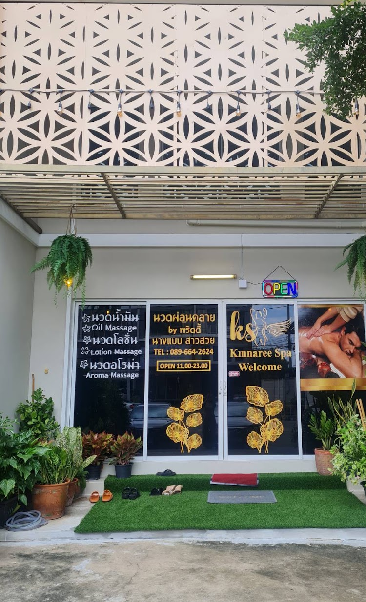 Kinnaree Spa storefront and entrance